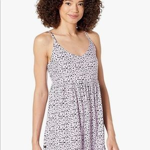 NWT sz M Hurley Dev dress, lavender geo print